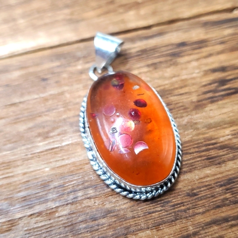 P132 baltic‎ amber sterling silver amulet pendant